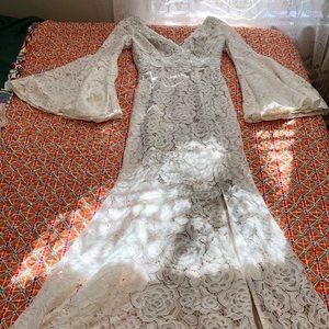 Bohemian bridal lace wedding dress